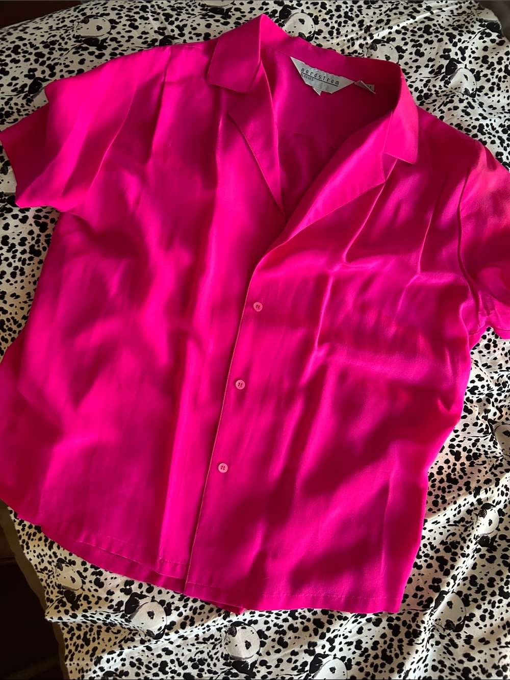 Nordstrom Fuchsia Short Sleeve Button Front 100% SILK